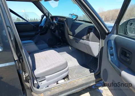 1998 Jeep Cherokee Classic/Sport из США, поврежденный, VIN 1J4FJ68S0WL277538